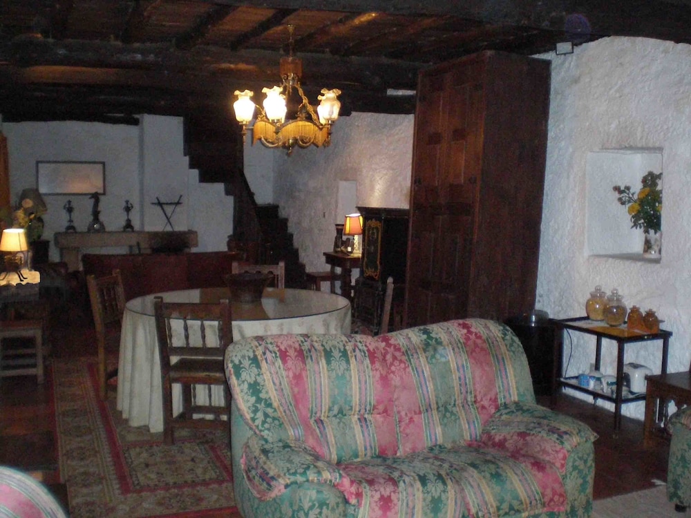 Photo 37