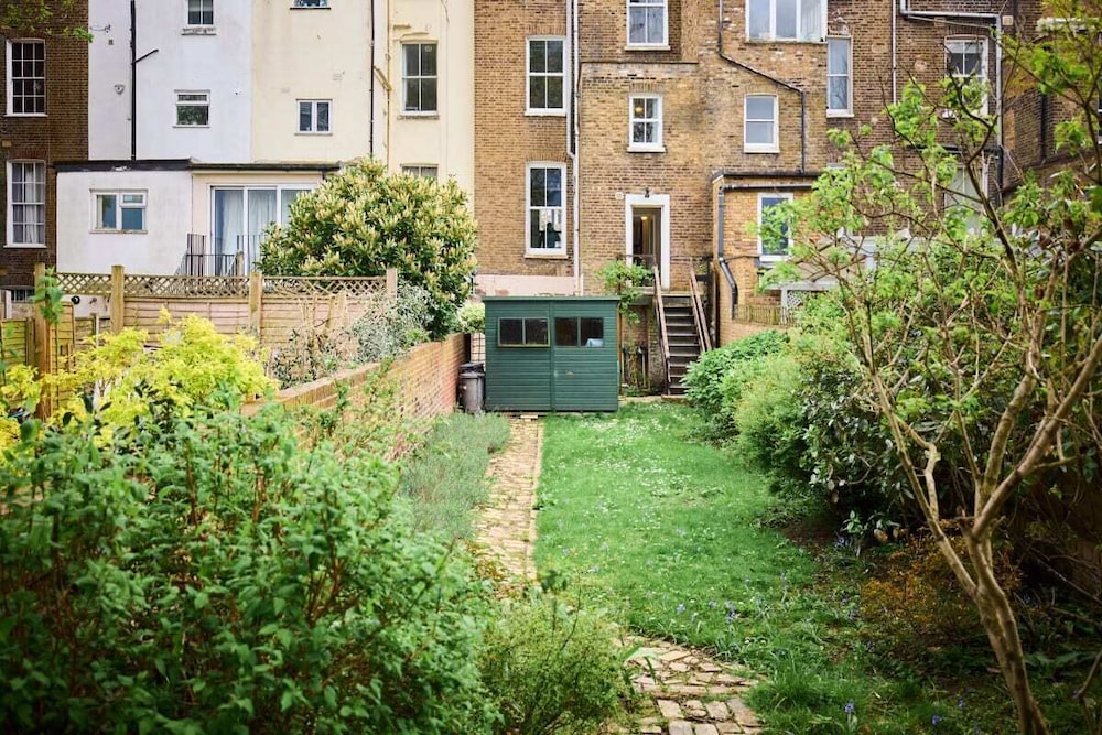 The Fulham Town House - Spacious 4BDR House with Garden