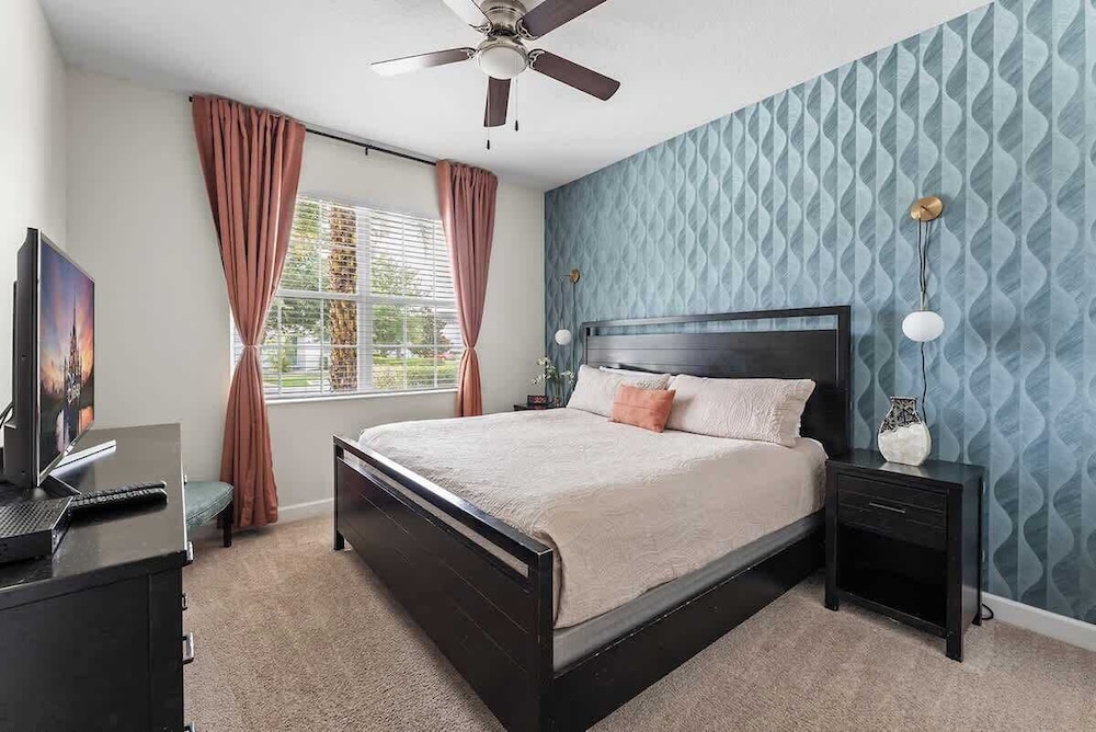 5BR Themed Bedrooms at Storey Lake