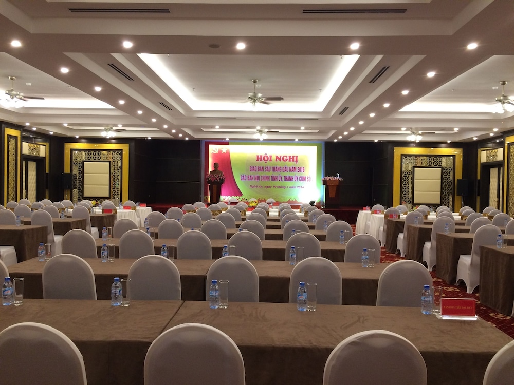 meeting & event spaces