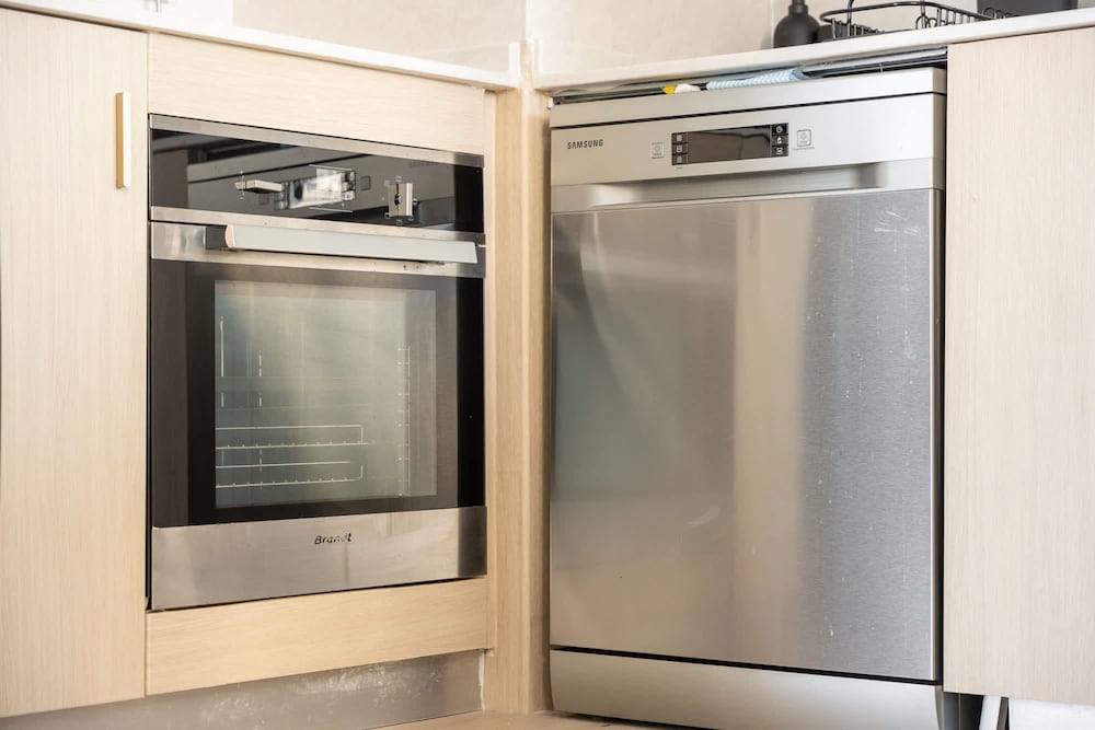 1 Bedroom That Sleeps 4 With Great City Views
