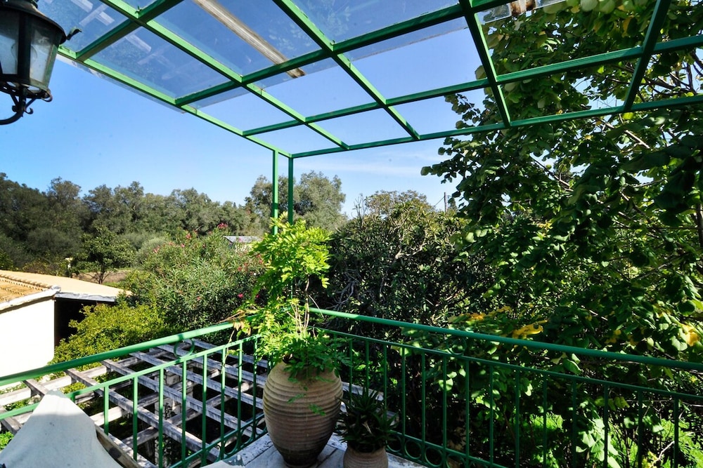 Portico Verde Private Villa With Pool Corfu