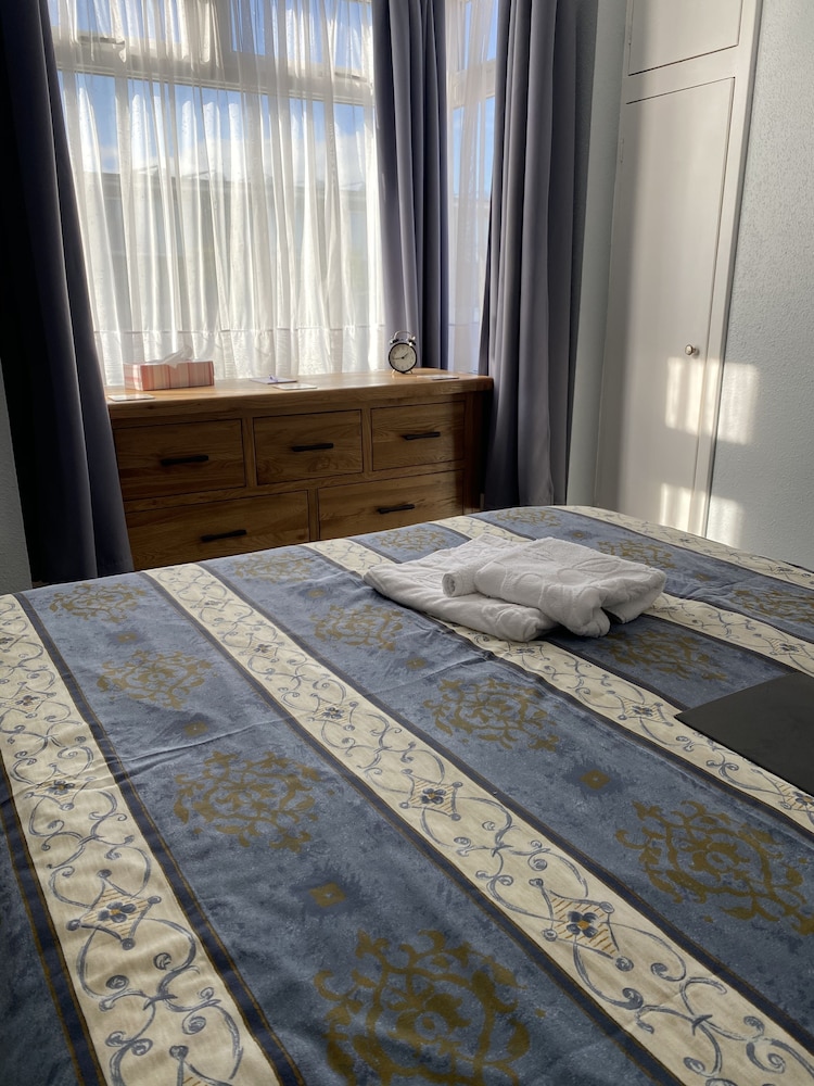 Inglewood Guesthouse