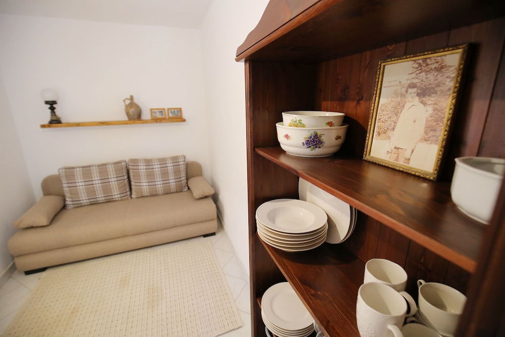 Stone House Apartment en Preko — other