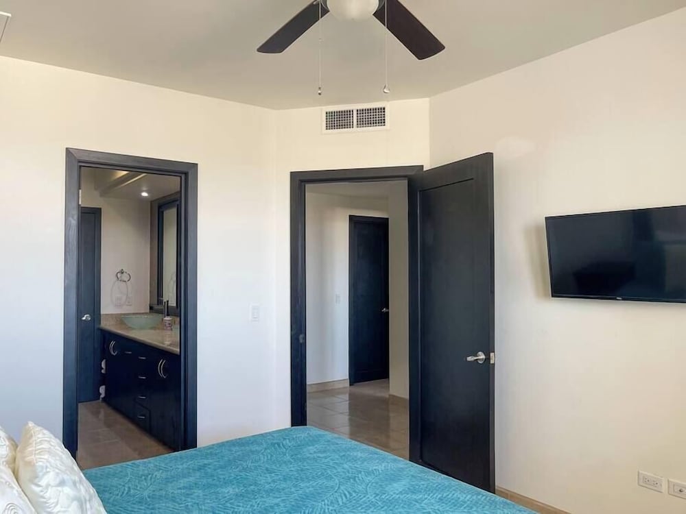 Amazing Location Close to it all Great Price