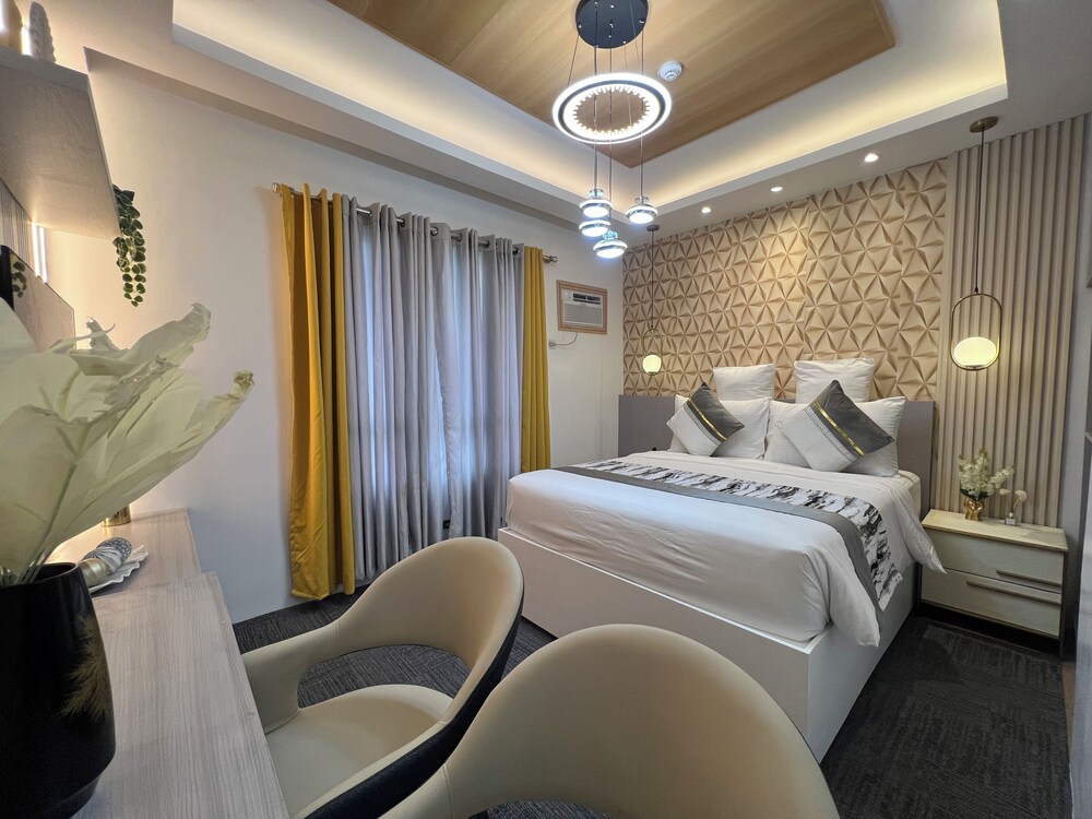 Rinann's Condotel Davao view 5