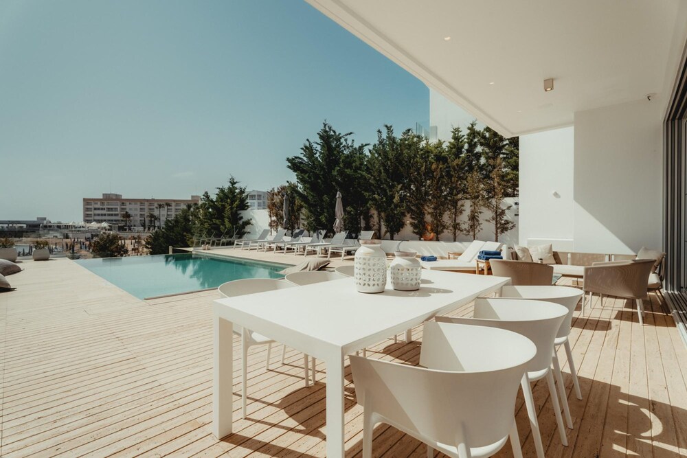 Blue Waves Protaras Beachfront Villa 3