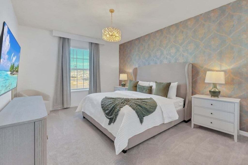 10 Bed 8 Bath Villa Gamesroom & Pool 16284saint 10 Bedroom Villa