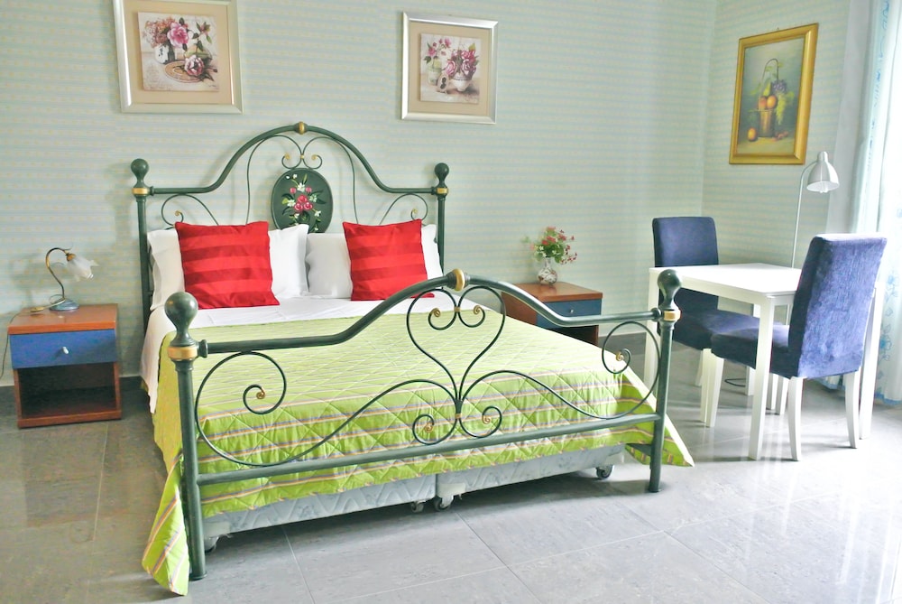 B&B Smart