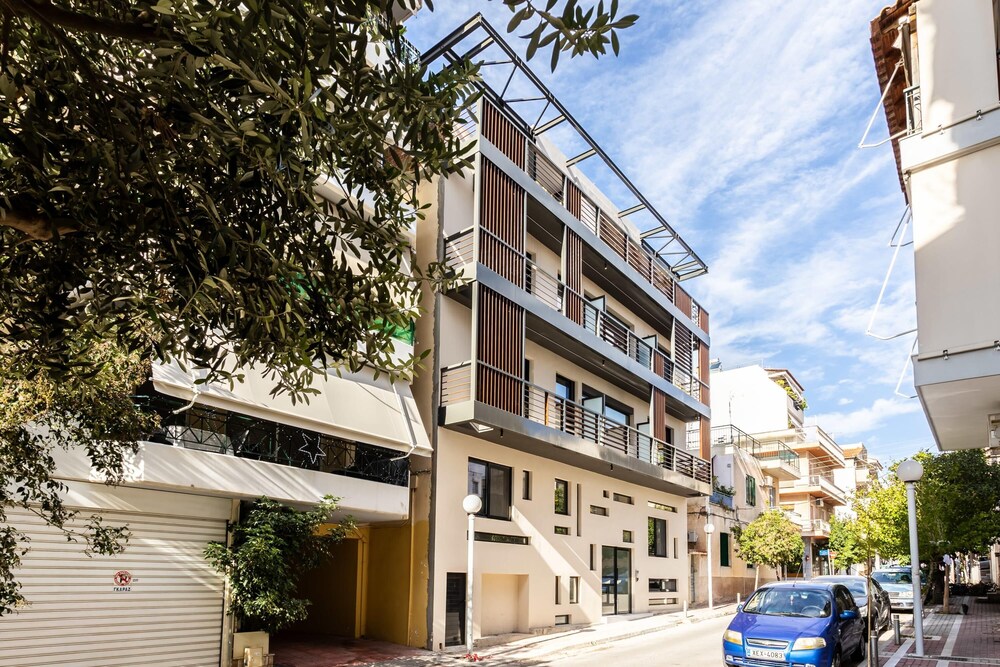 Athens Grec Suites - Dafni Majestic Gem view 2