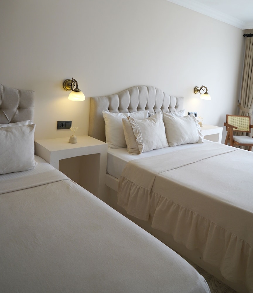 Cunda House Küçük Otel - Image 37