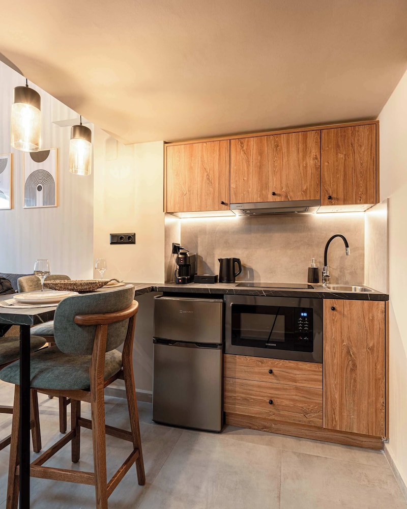 Noemi City Lofts