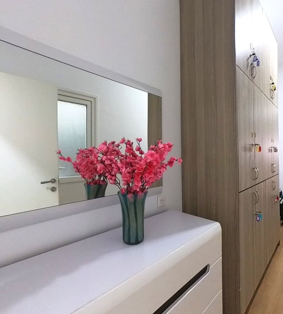 Mateo Rooms and Hostel