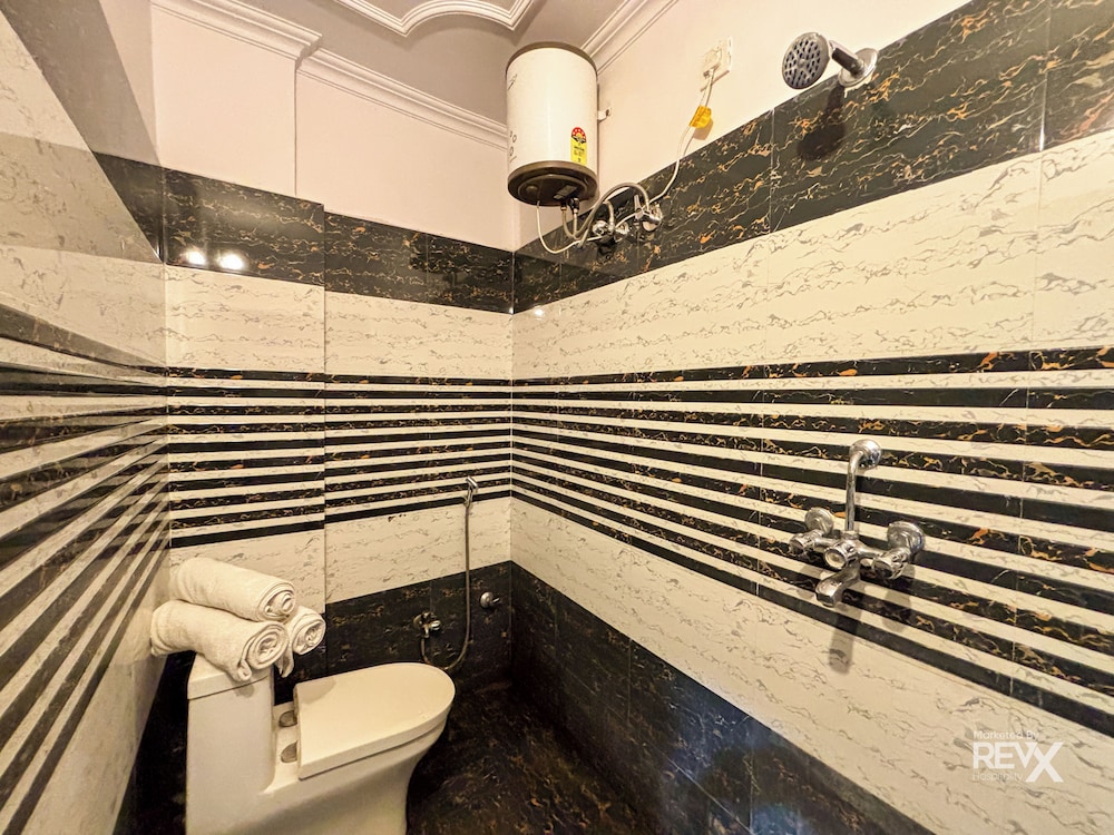 Hotel Diamond Palace