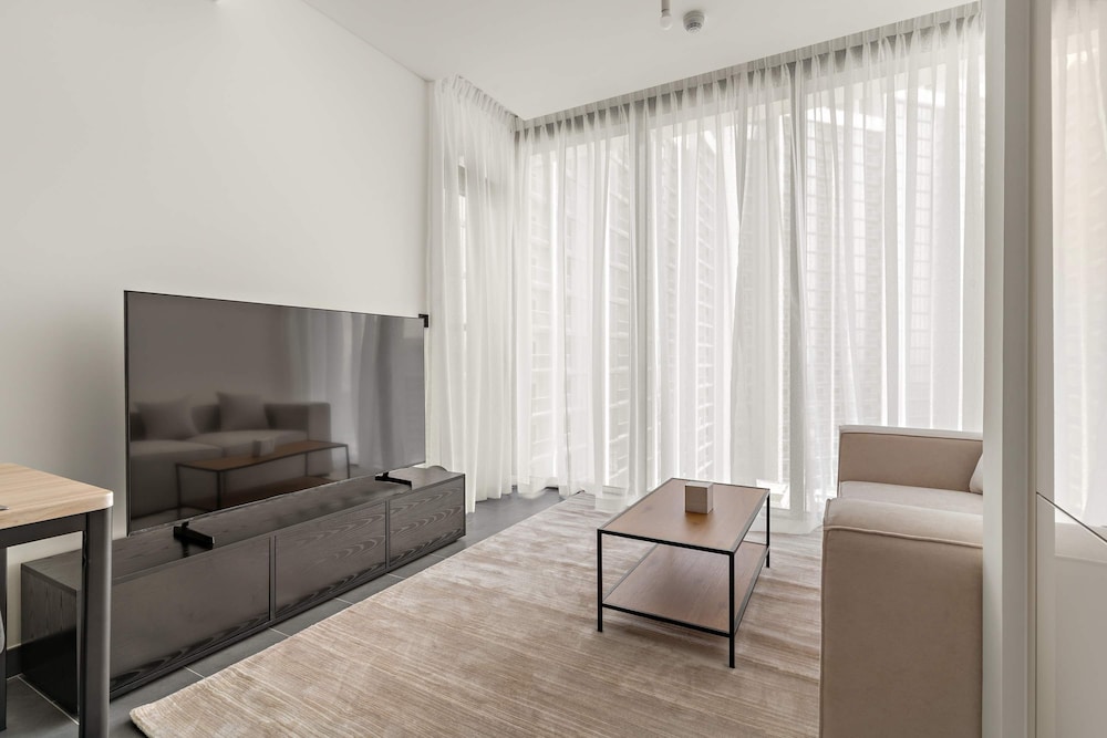 Modern 1BR in The Crest With Pool and gym