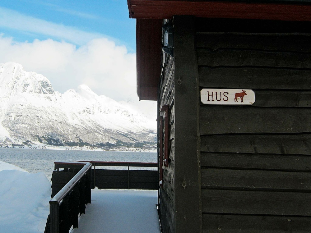 6 Person Holiday Home in Hamnvik