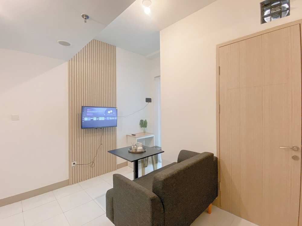 Restful And Good Deal 2Br At Tokyo Riverside Pik 2 Apartment