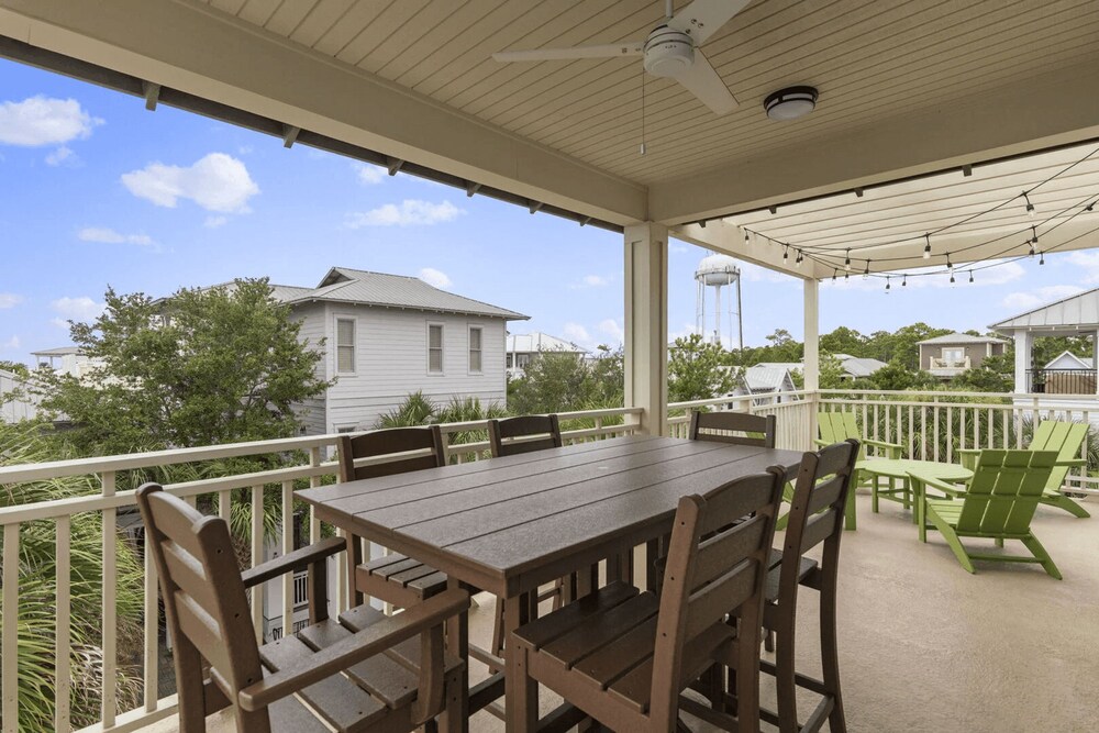 Good Day Sunshine by Avantstay Sleeps 16 Pool Private Beach Access