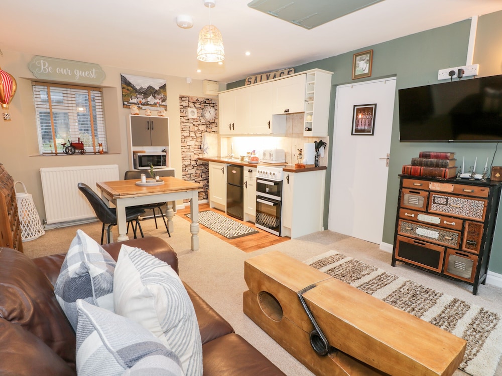 Cwm Caeth Cottage