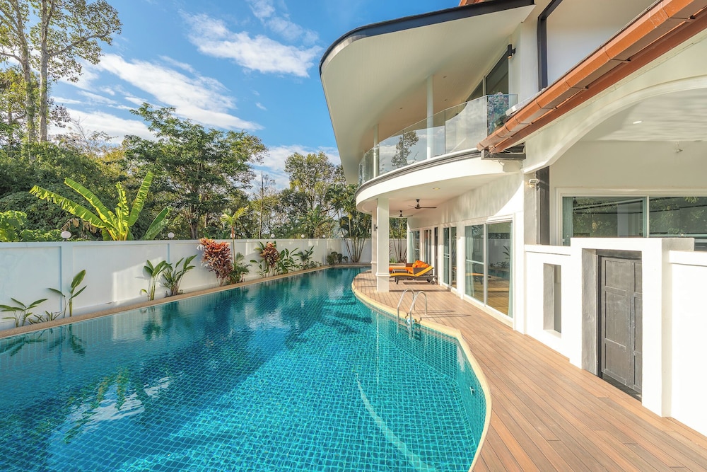 Pool Villa Game Room & Kamala Views V175