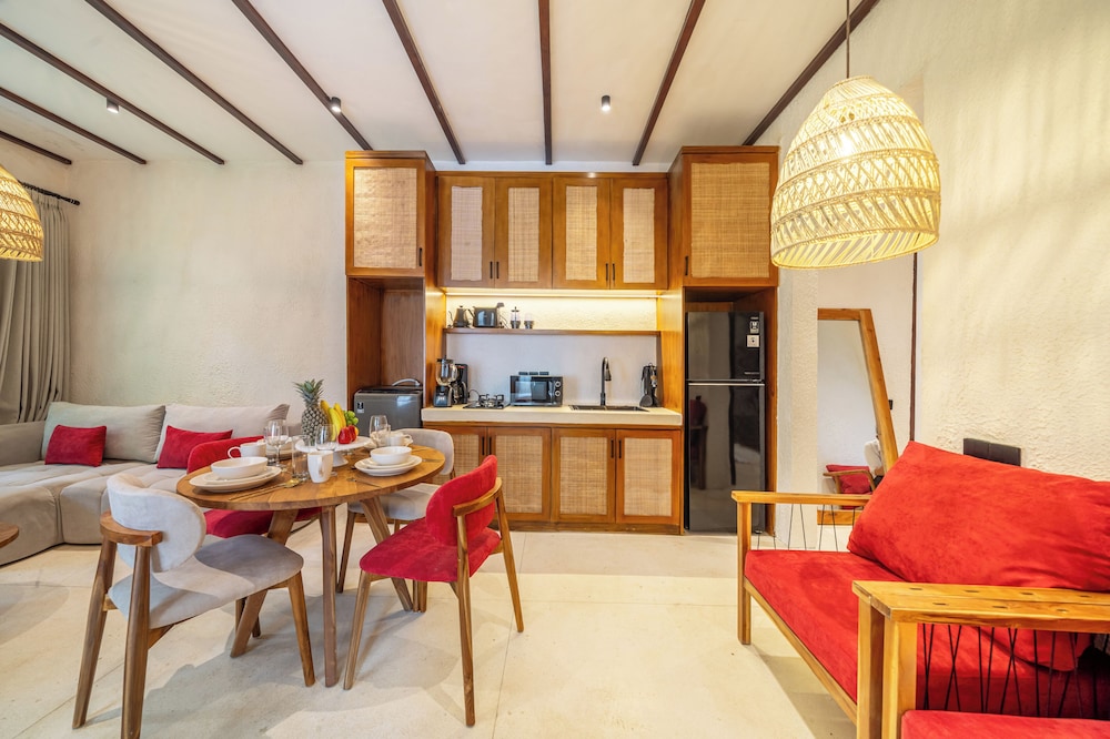 Sacred Jungle by EVDEkimi Ubud – Modern Villas and Apartments with Kitchens, Pools, & Personalized Concierge Service