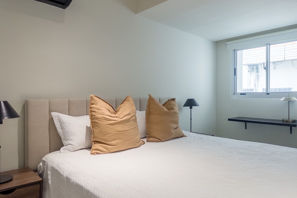 Shalom Residences By YellowKey
