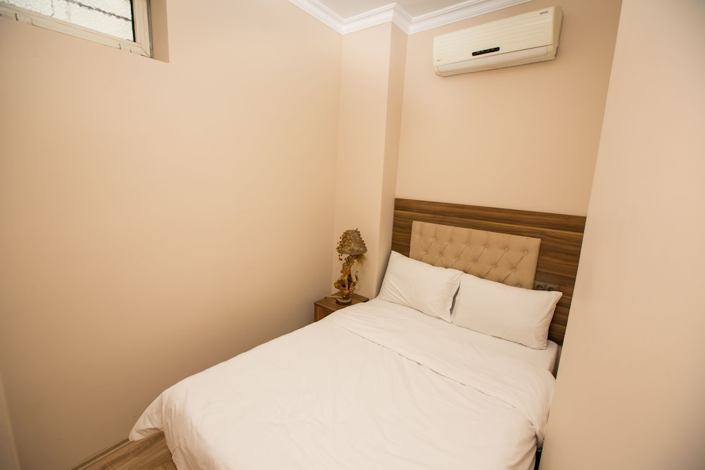 Corner Garden Otel - Image 24