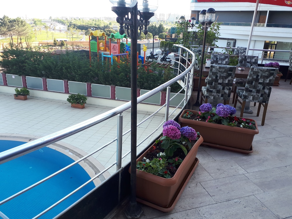 Ekinci Residence