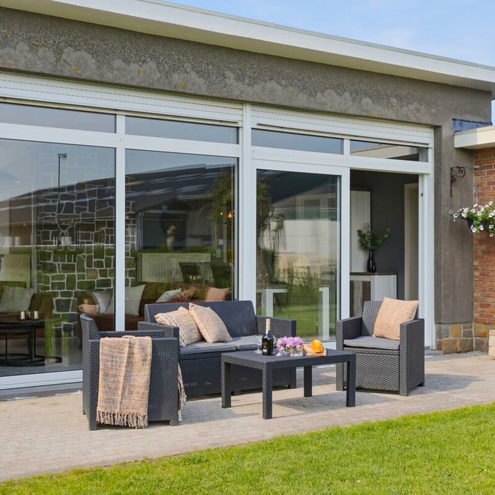 Bungalow With Garden at 5 Minutes From the Beach