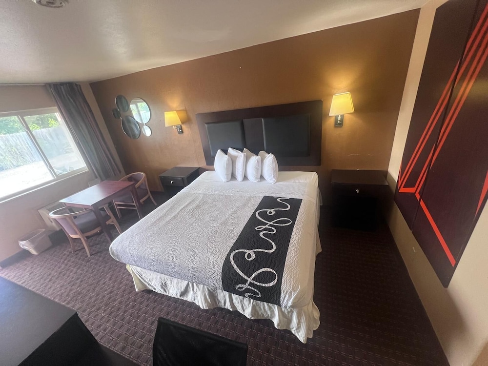 Antler's Inn Motel