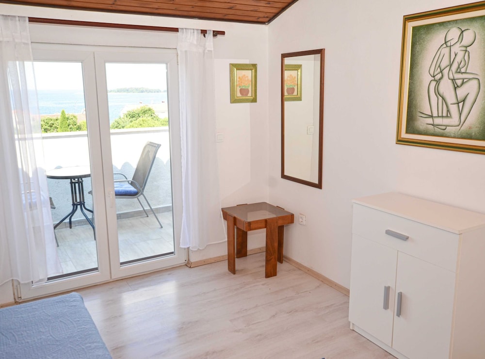 Classic and Elegant Rovinj Apartments With Balcony