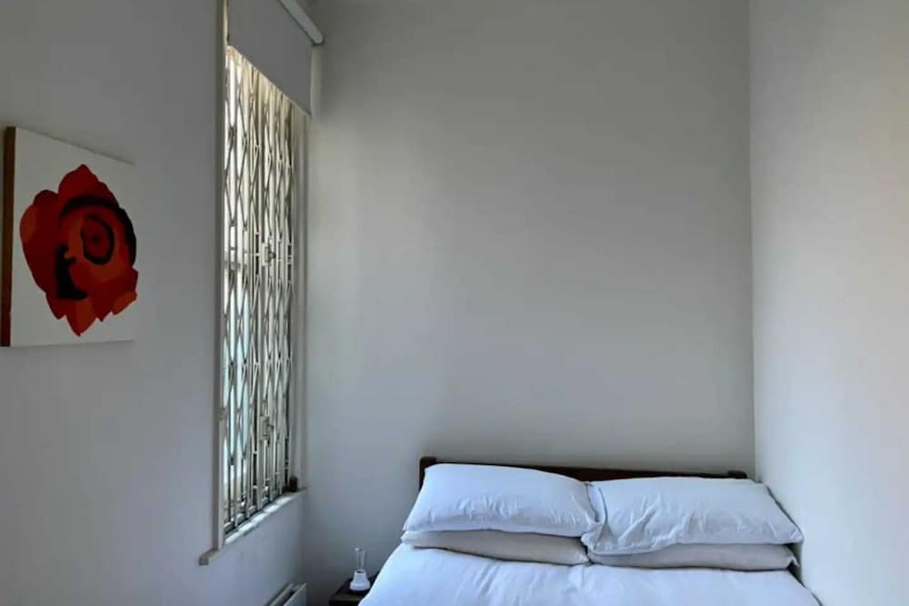 Spacious 2 Bedroom Flat in Central London