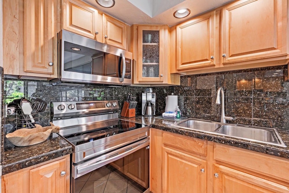 Papakea G101 1bed/1bath New Remodel 1 Bedroom Condo