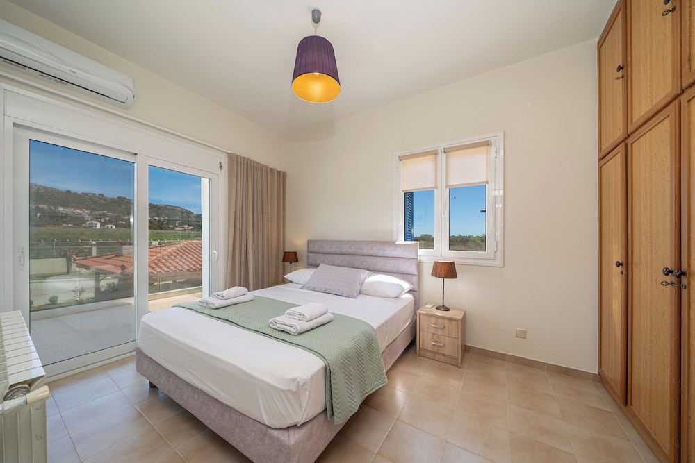 Sandoa Residence