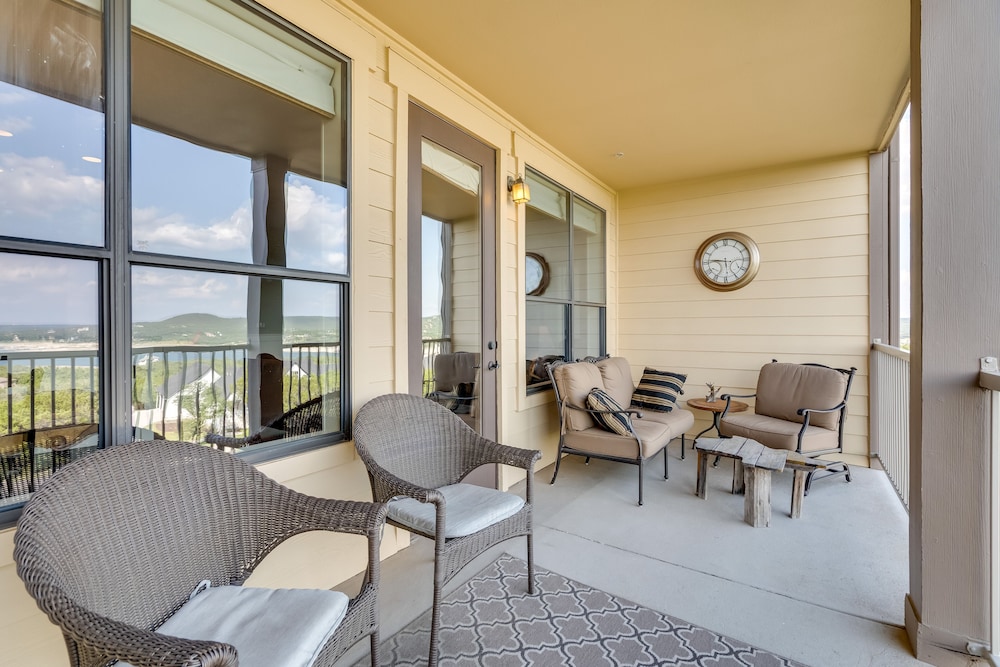 Jonestown Condo on Lake Travis w/ Community Pool! - Property Image 14