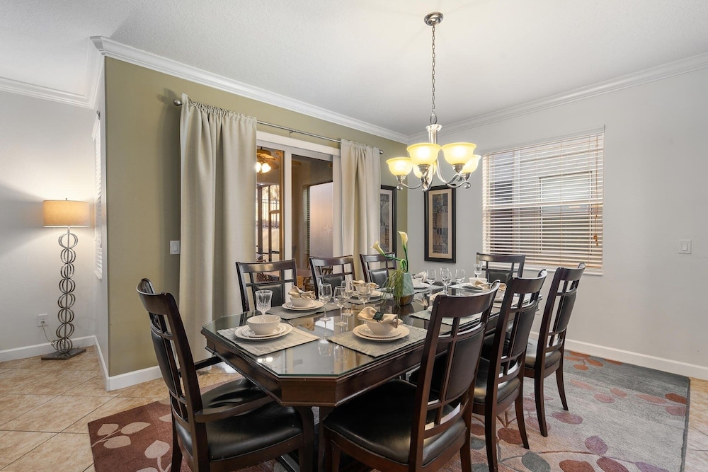 Paradise Palms Resort 6 Bedroom Home with Game Room 6 Home