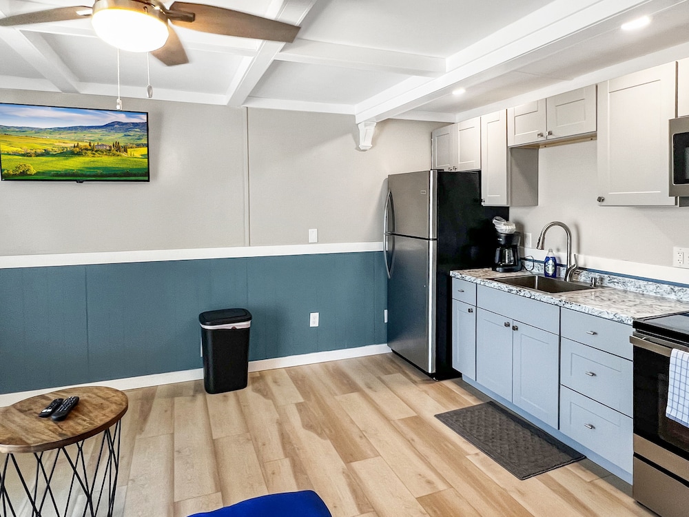 Ocean Air Suites - Property Image 24
