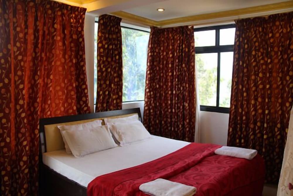 Royal Resort Rajbag