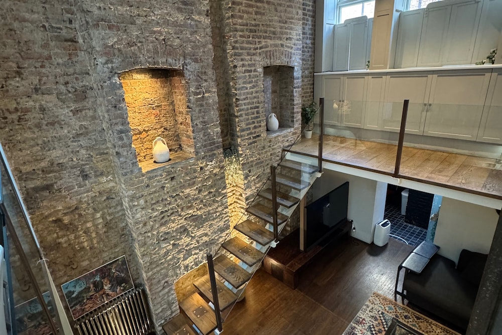 Covent Garden House, 4-bed, Sleeps 10