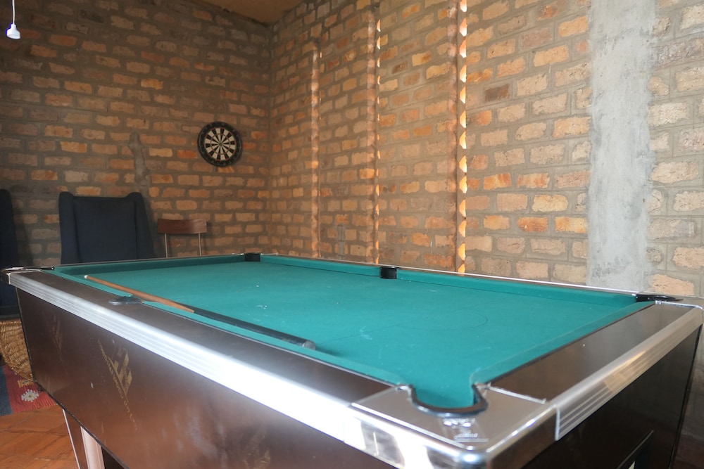 Buvi Lodge