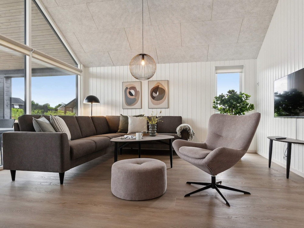 5 Star Holiday Home in Bogense