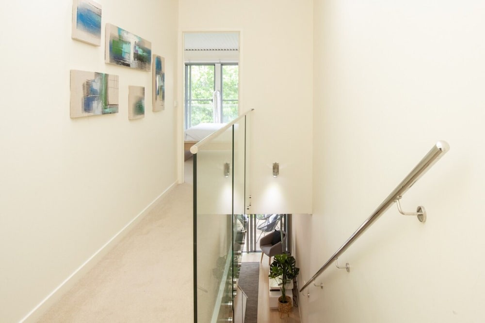Generous 2-bed Townhouse With A Private Balcony