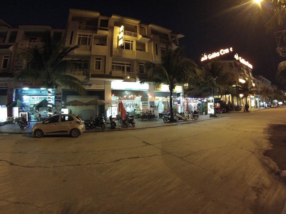 Photo 33