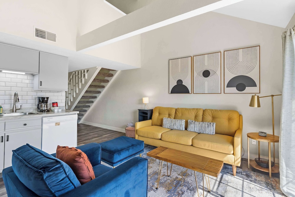 Skyview Getaway 2bdr for 4