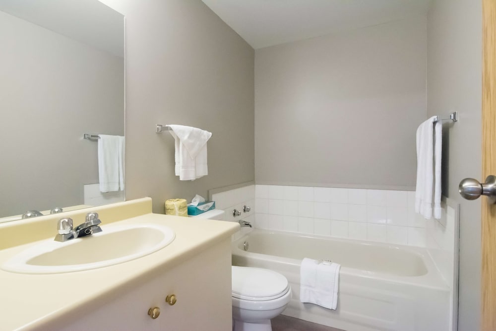 Motel 6 Saanichton, BC - Victoria Airport