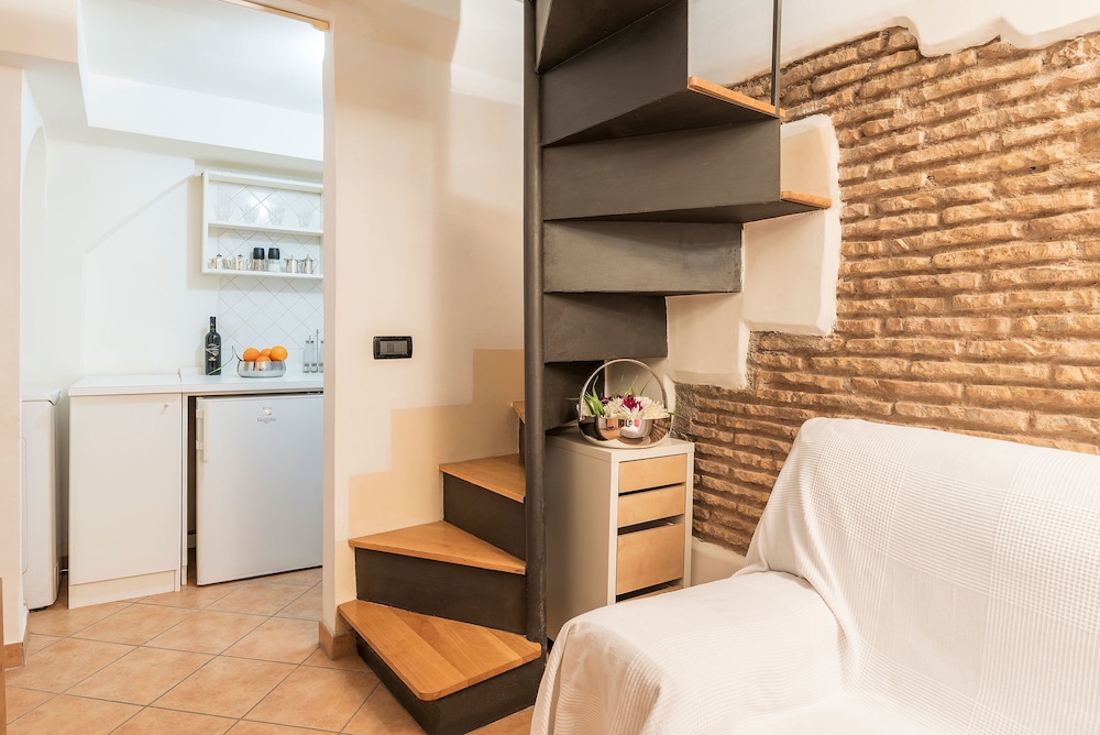 Sweet Suite near Pantheon