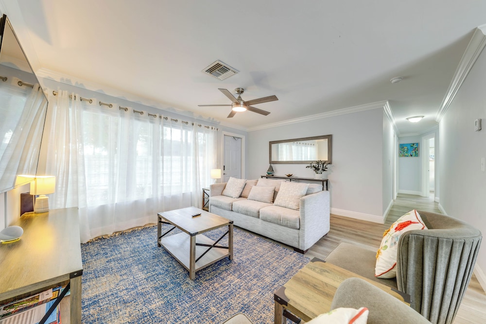 Great for Snowbirds! Pompano Beach Home w/ Patio