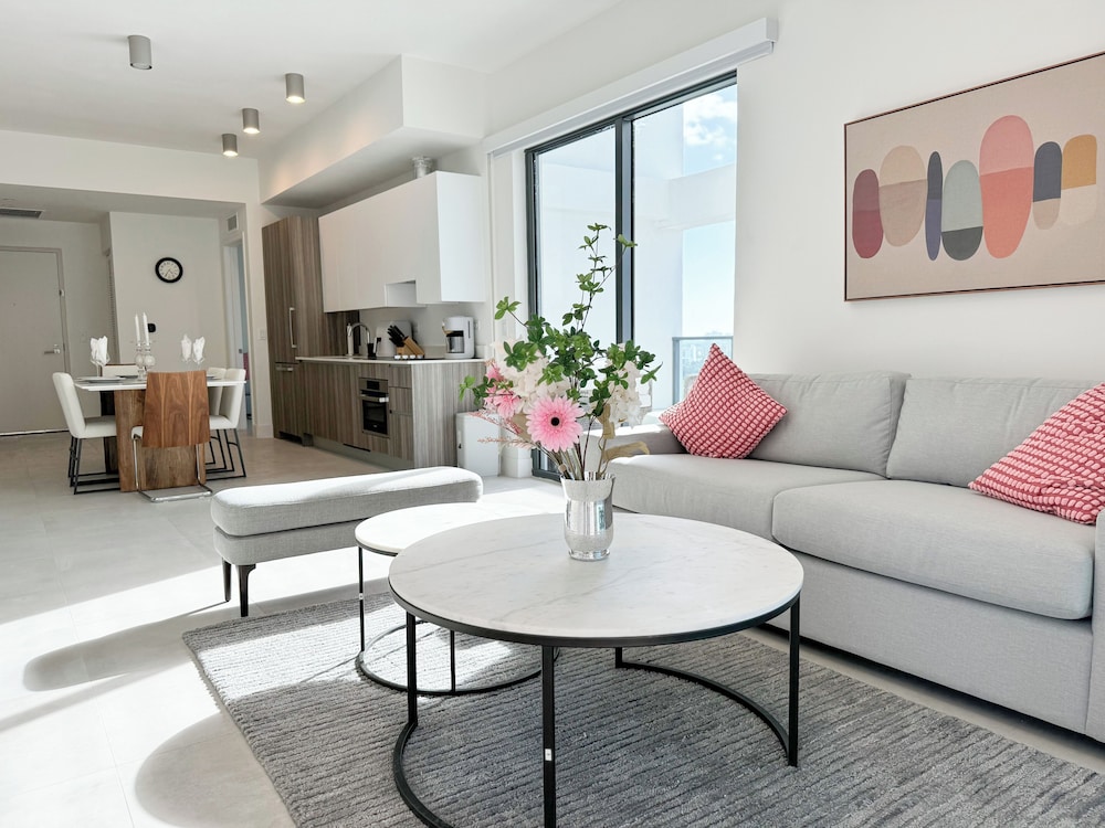 Luxury 3BR with Private Rooftop