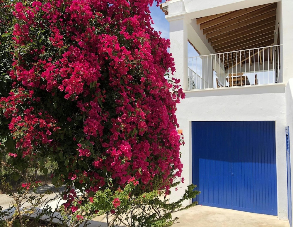 Hillside Villa Near Beaches
