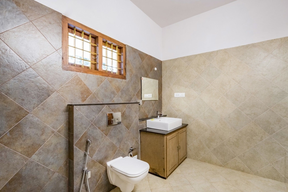GuestHouser 5 BHK Homestay 5150